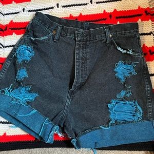 Wrangler distressed shorts